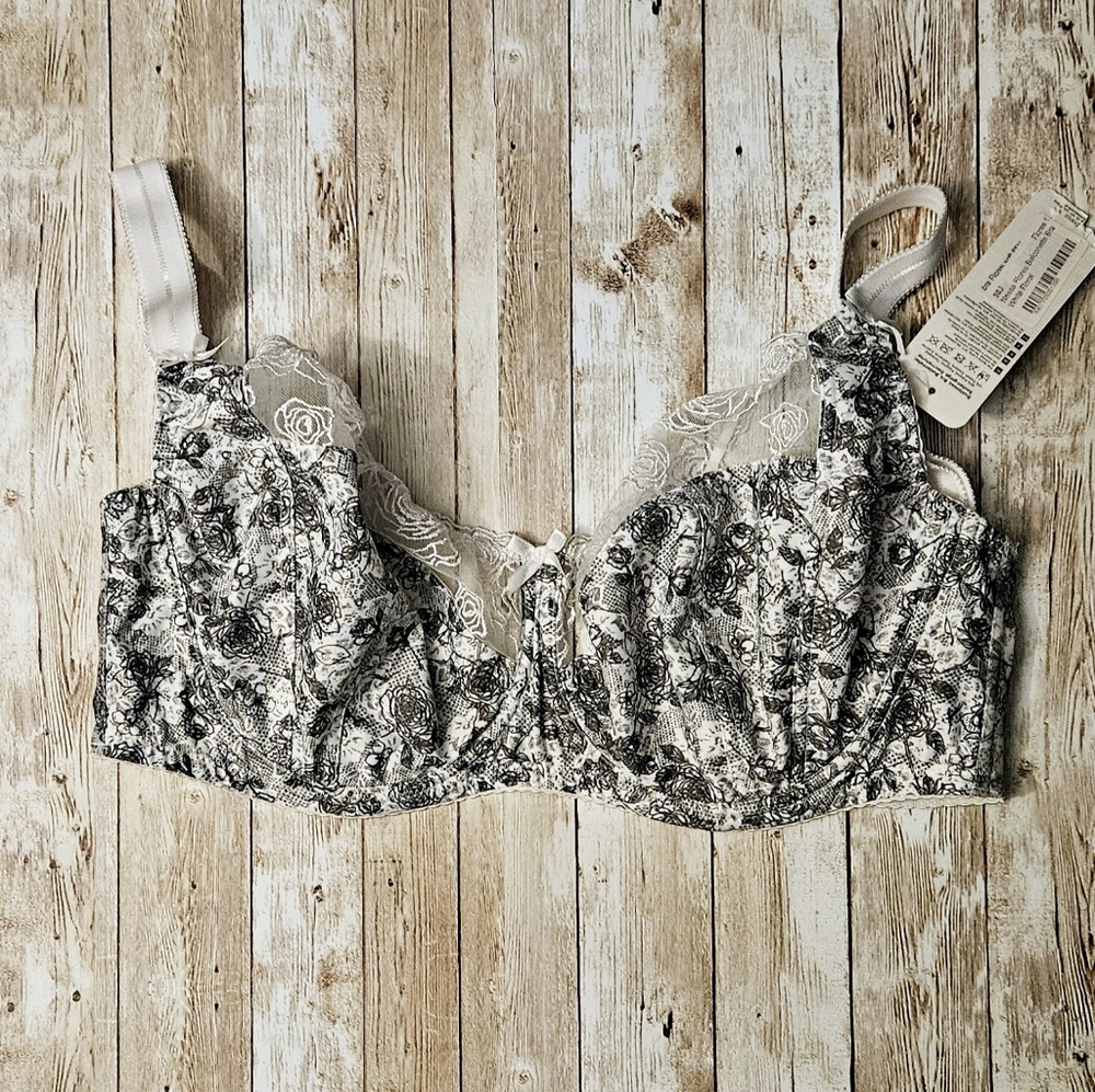 NWT Nessa Flores Balconette White Flower Bra SZ 30J